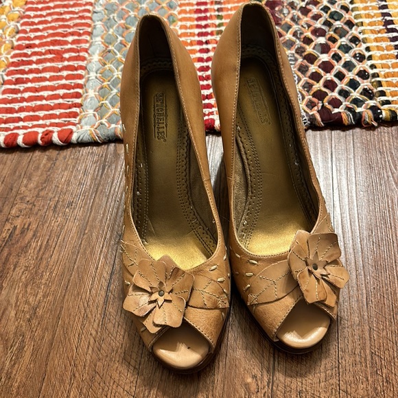Seychelles Nude colored Leather USA size 10 heels - Picture 1 of 5